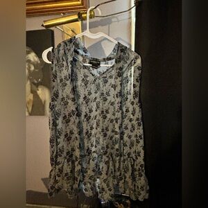 Liz Claiborne Blouse